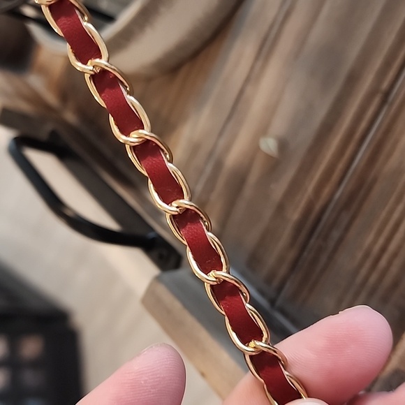 Badgley Mischka NWT, big diamond crossbody w/round studs - Picture 2 of 12